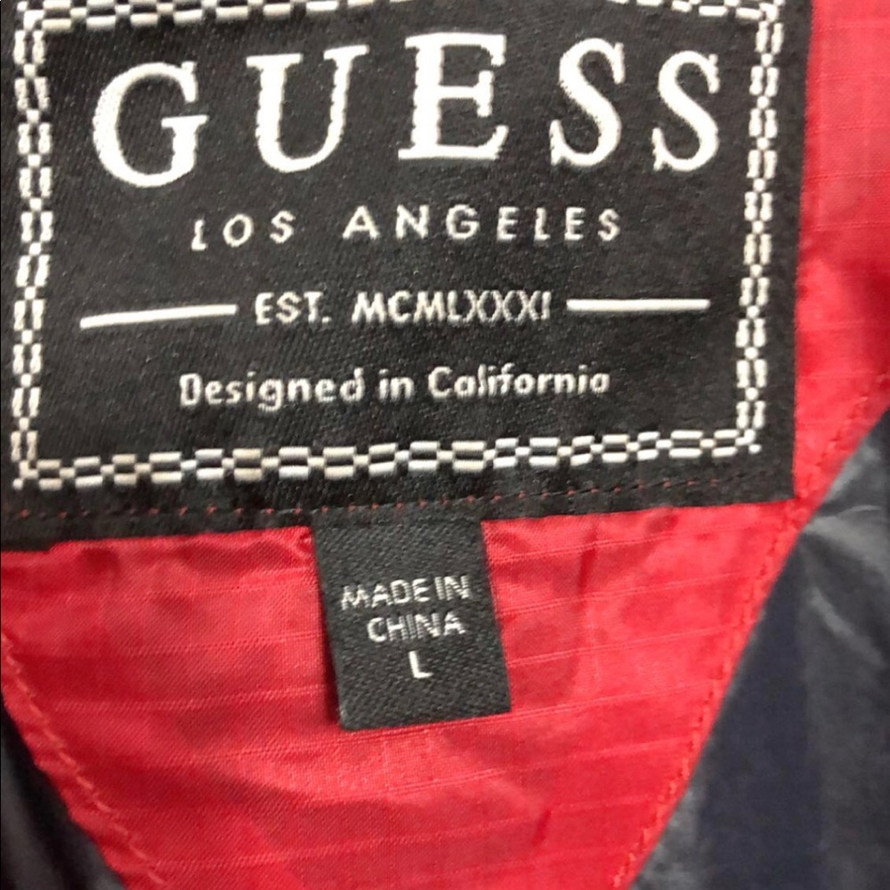 Red guess jacket - Picture 4 of 5